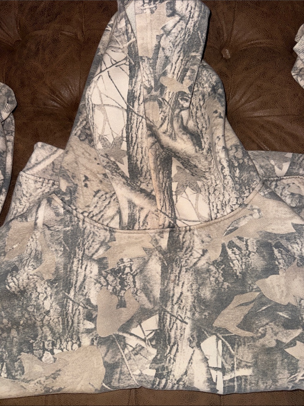 Camo Hoodie 🦆